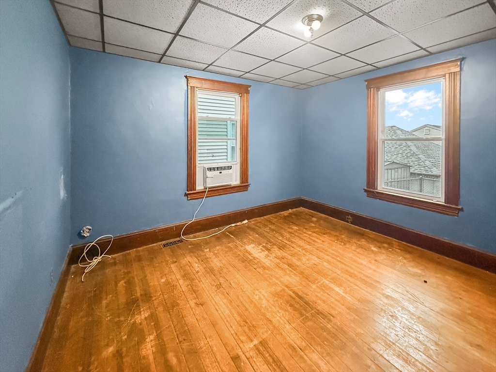 Lawrence, Massachusetts, 01841, United States, 8 Bedrooms Bedrooms, ,3 BathroomsBathrooms,Residential,For Sale,1992147