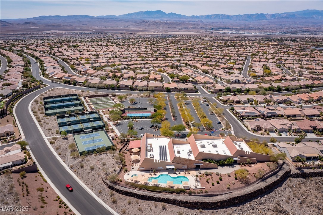 Henderson, Nevada, 89044, United States, 4 Bedrooms Bedrooms, ,3 BathroomsBathrooms,Residential,For Sale,1939796