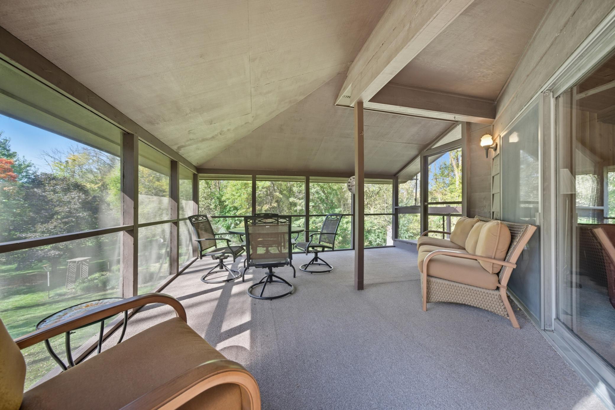 Warren Twp, Wisconsin, 54023, United States, 3 Bedrooms Bedrooms, ,1 BathroomBathrooms,Residential,For Sale,1961438