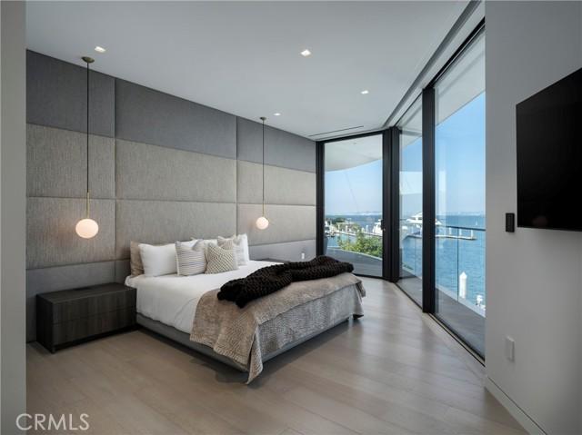 3 The Point, CORONADO, California, 92118, United States, 7 Bedrooms Bedrooms, ,11 BathroomsBathrooms,Residential,For Sale,3 The Point,1613967