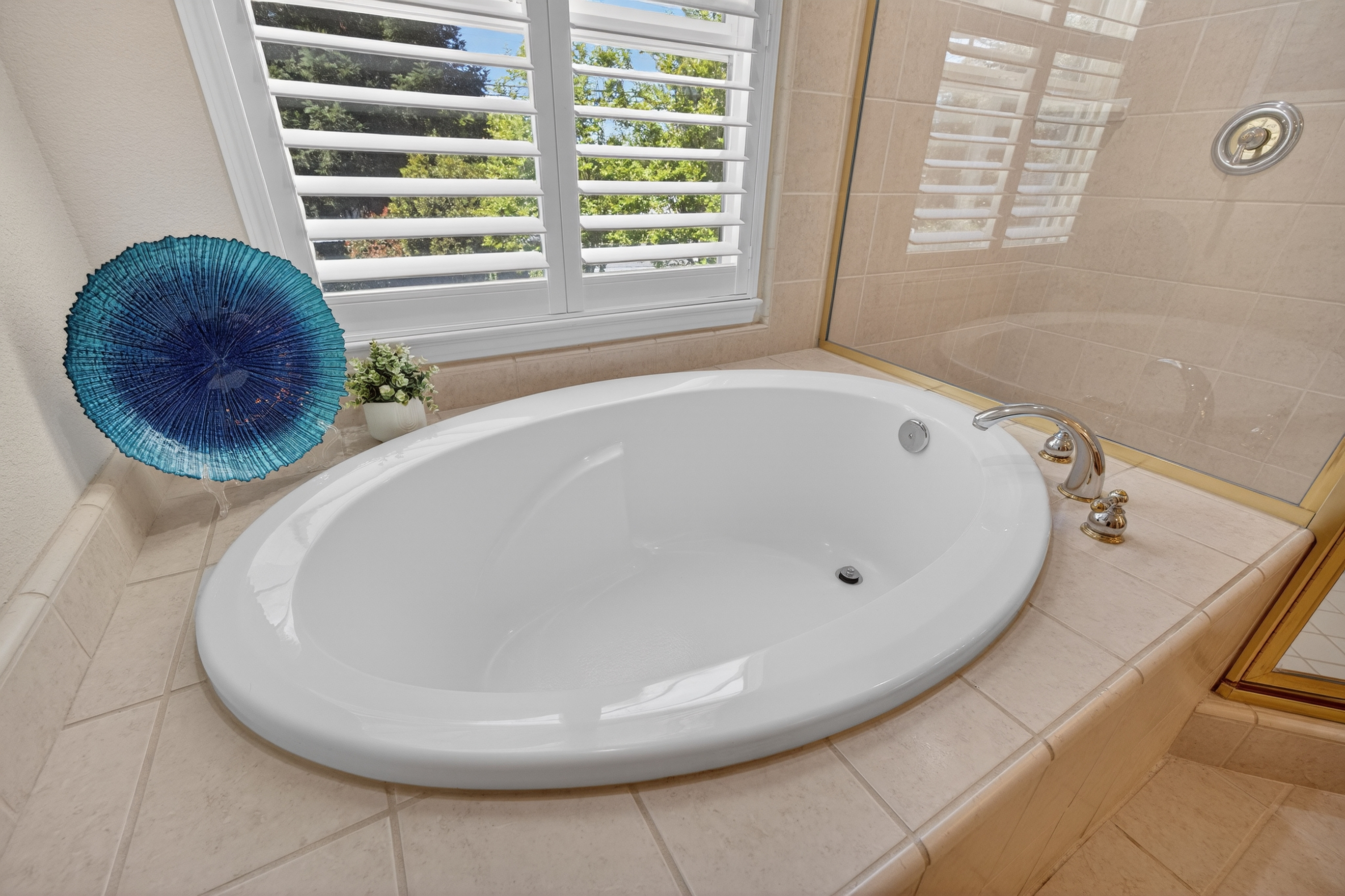  5500 Tierra Gardens Lane, Carmichael, CA 95608 - 物件實景