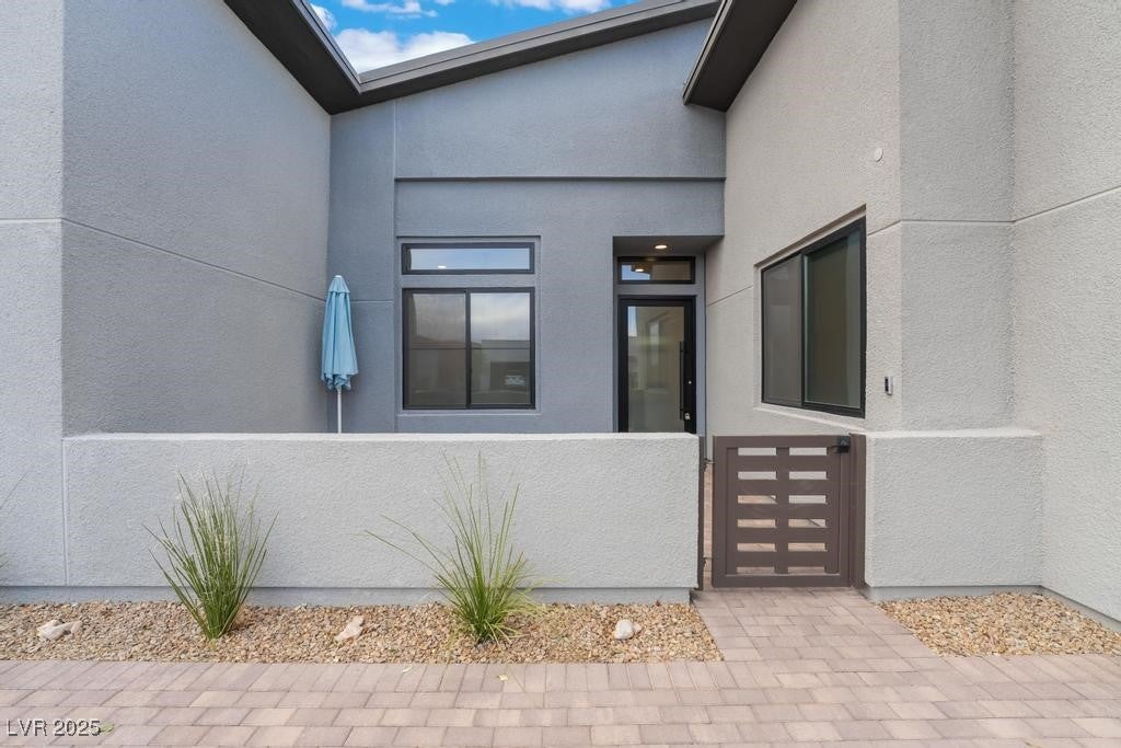 Las Vegas, Nevada, 89138, United States, 4 Bedrooms Bedrooms, ,4 BathroomsBathrooms,Residential,For Sale,1981768