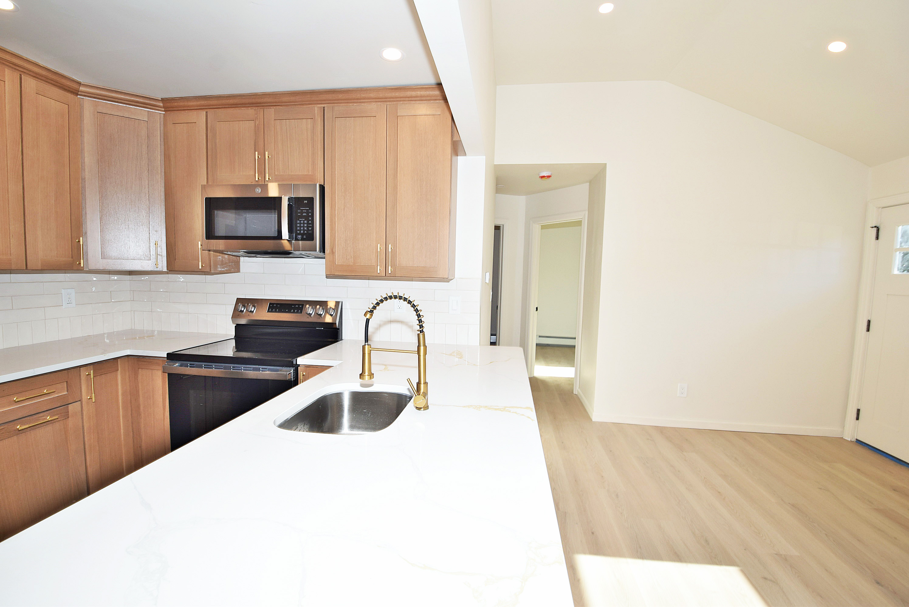 Islip Terrace, New York, 11752, United States, 3 Bedrooms Bedrooms, ,1 BathroomBathrooms,Residential,For Sale,2001528