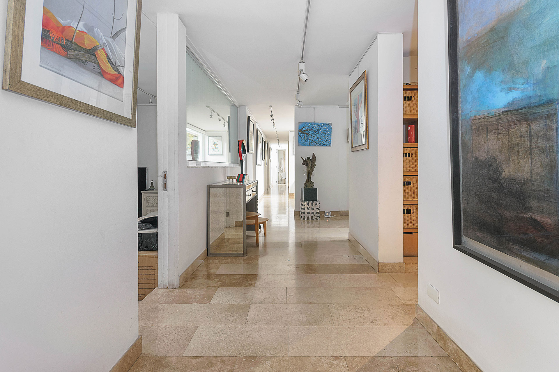  Beautiful Mediterranean-Style Home in Jardín del Este - 物件實景