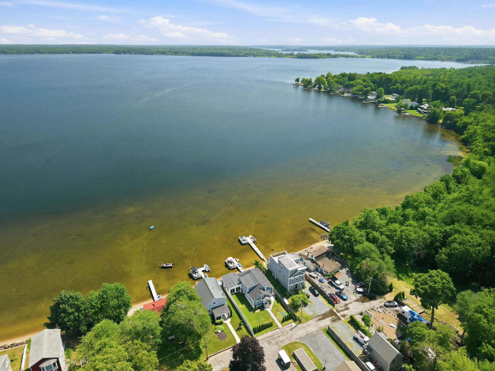  145 Staples Shore Rd, Lakeville - 物件實景