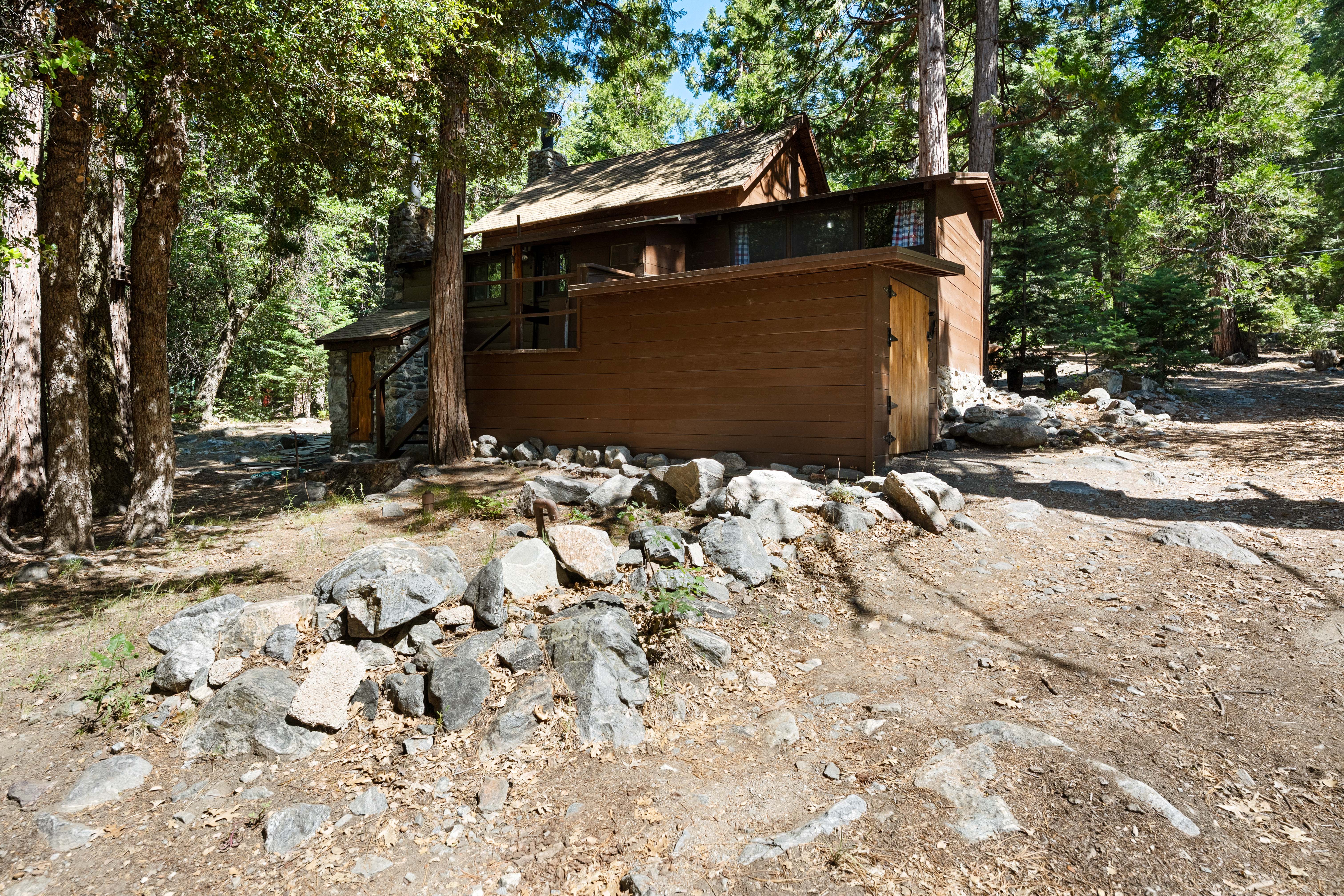  70 Barton Flats Road, Angelus Oaks, CA 92305 - 物件實景