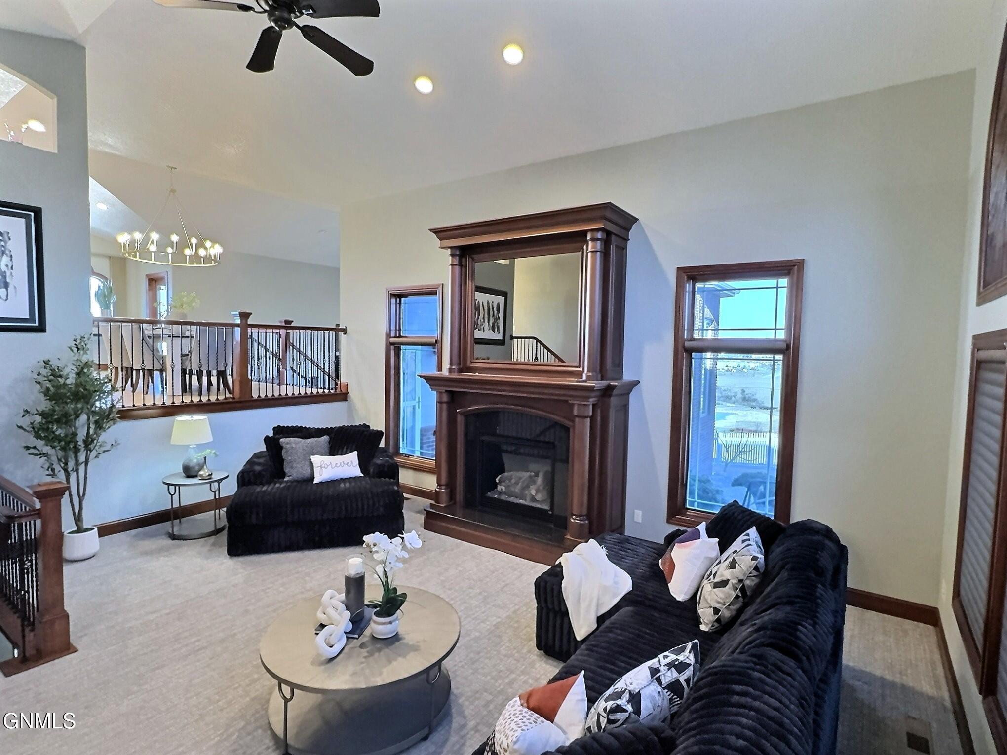 Bismarck, North Dakota, 58501, United States, 4 Bedrooms Bedrooms, ,4 BathroomsBathrooms,Residential,For Sale,2038873