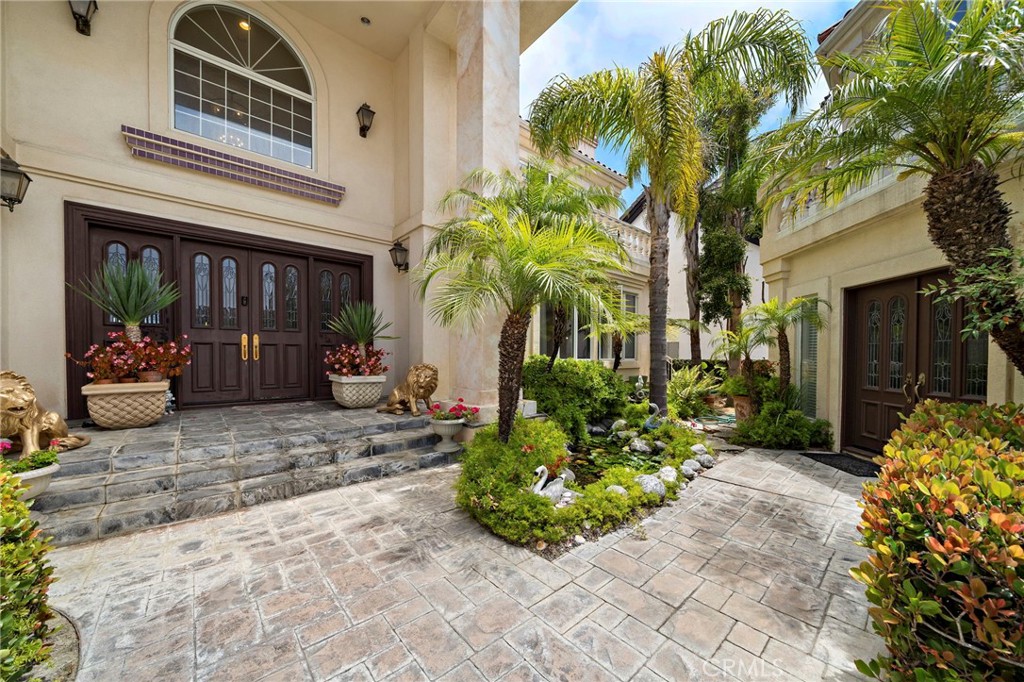 Corona del Mar, California, 92625, United States, 7 Bedrooms Bedrooms, ,8 BathroomsBathrooms,Residential,For Sale,1898371