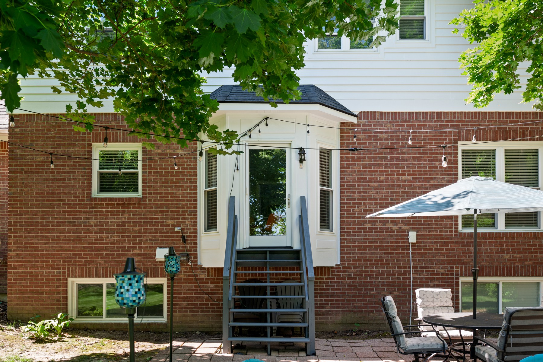 Timeless 4 Bedroom Home in One of Zionsville