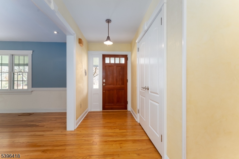 Raritan Twp., New Jersey, 08822, United States, 3 Bedrooms Bedrooms, ,2 BathroomsBathrooms,Residential,For Sale,1991179