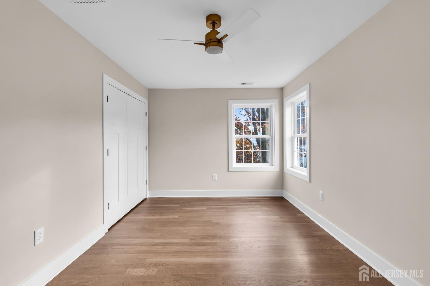 1216 - Perth Amboy, New Jersey, 08861, United States, 4 Bedrooms Bedrooms, ,3 BathroomsBathrooms,Residential,For Sale,1988550