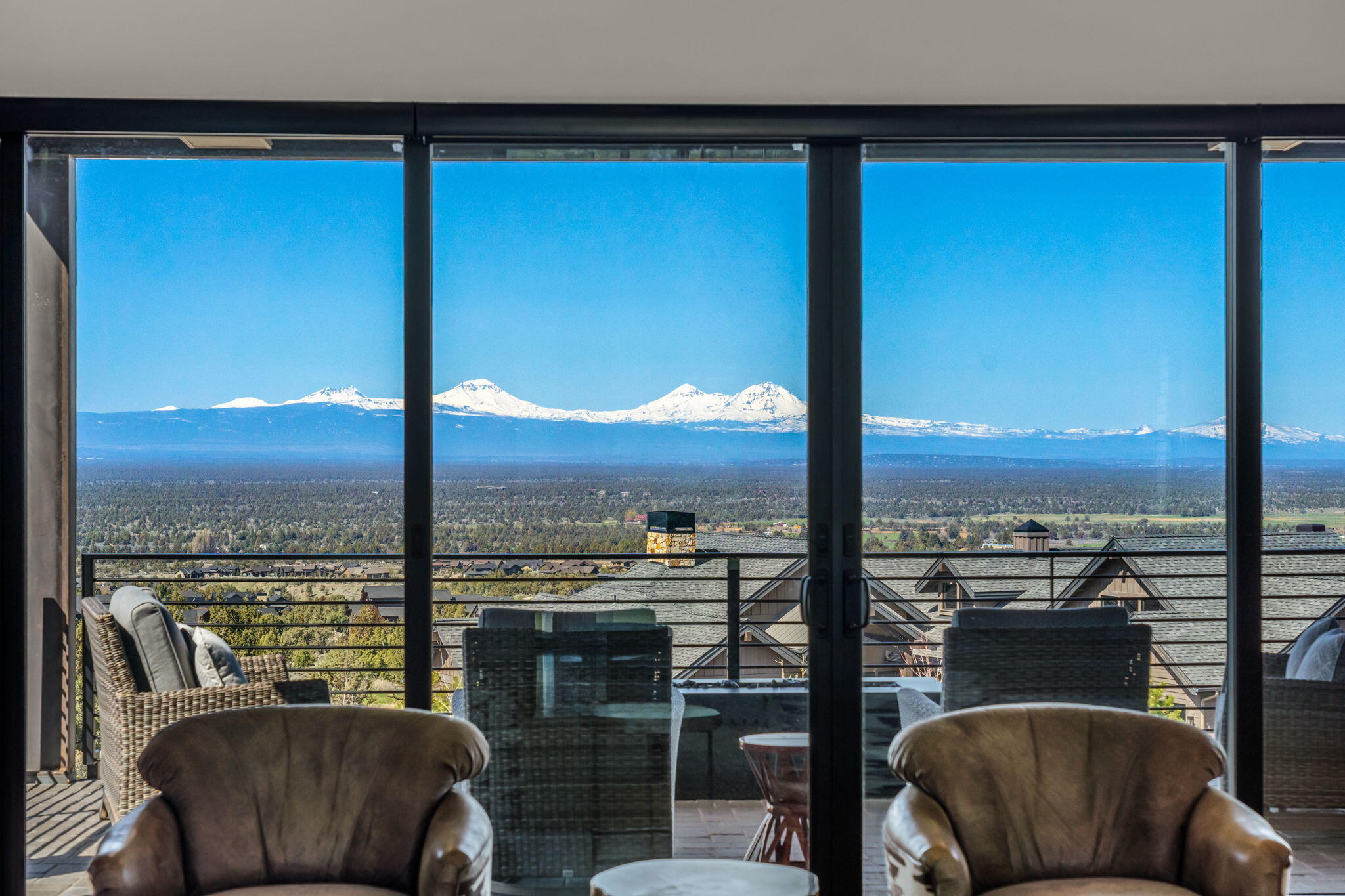 Powell Butte, Oregon, 97753, United States, 4 Bedrooms Bedrooms, ,5 BathroomsBathrooms,Residential,For Sale,1804820