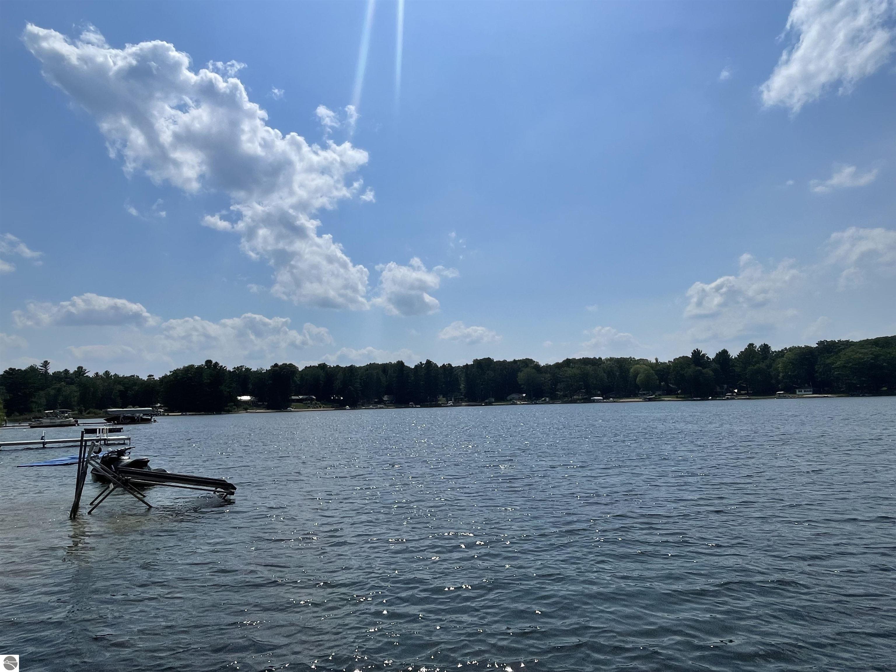 Harrison, Michigan, 48625, United States, 5 Bedrooms Bedrooms, ,4 BathroomsBathrooms,Residential,For Sale,1916275