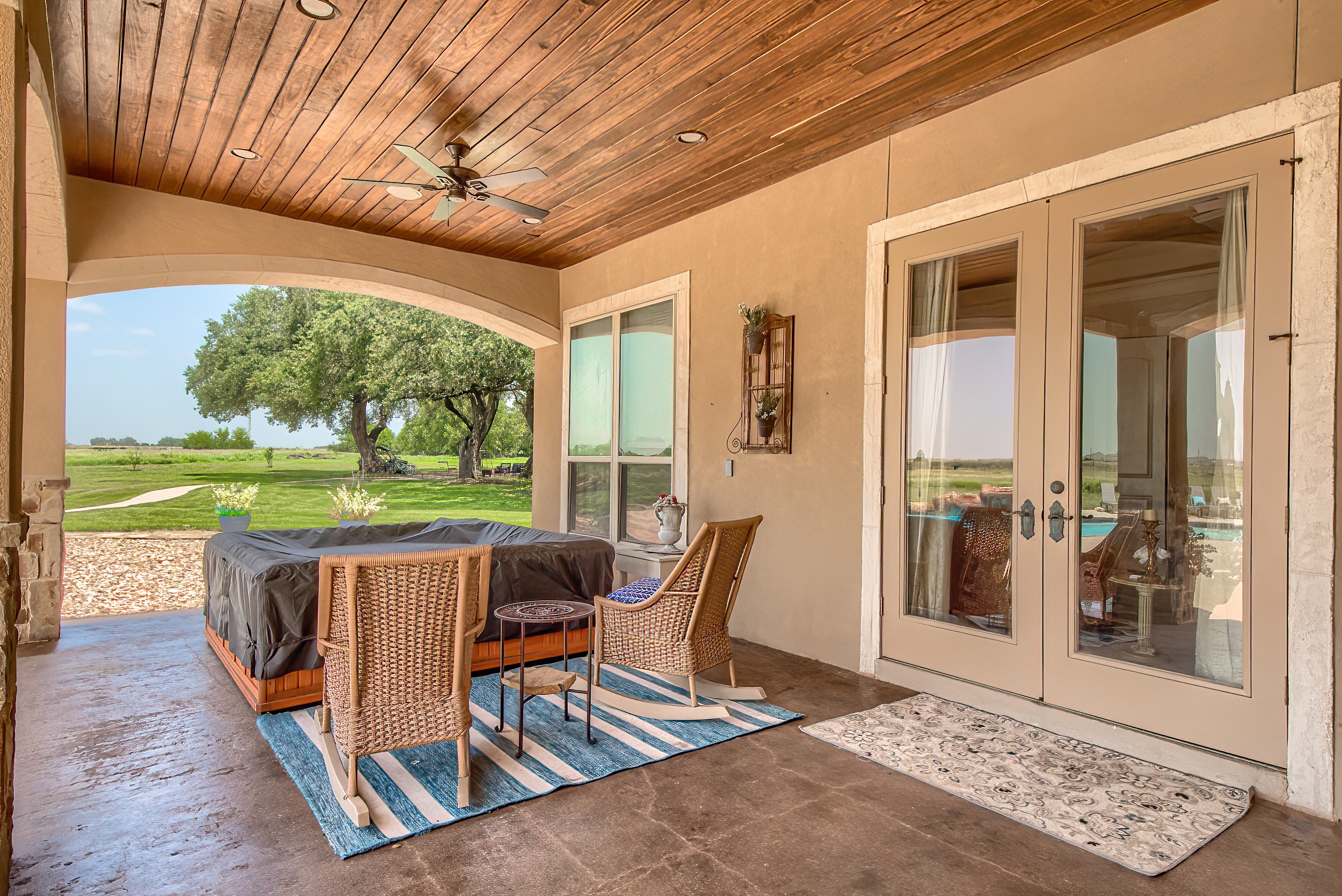 Seguin, Texas, 78155, United States, 7 Bedrooms Bedrooms, ,7 BathroomsBathrooms,Residential,For Sale,1994199