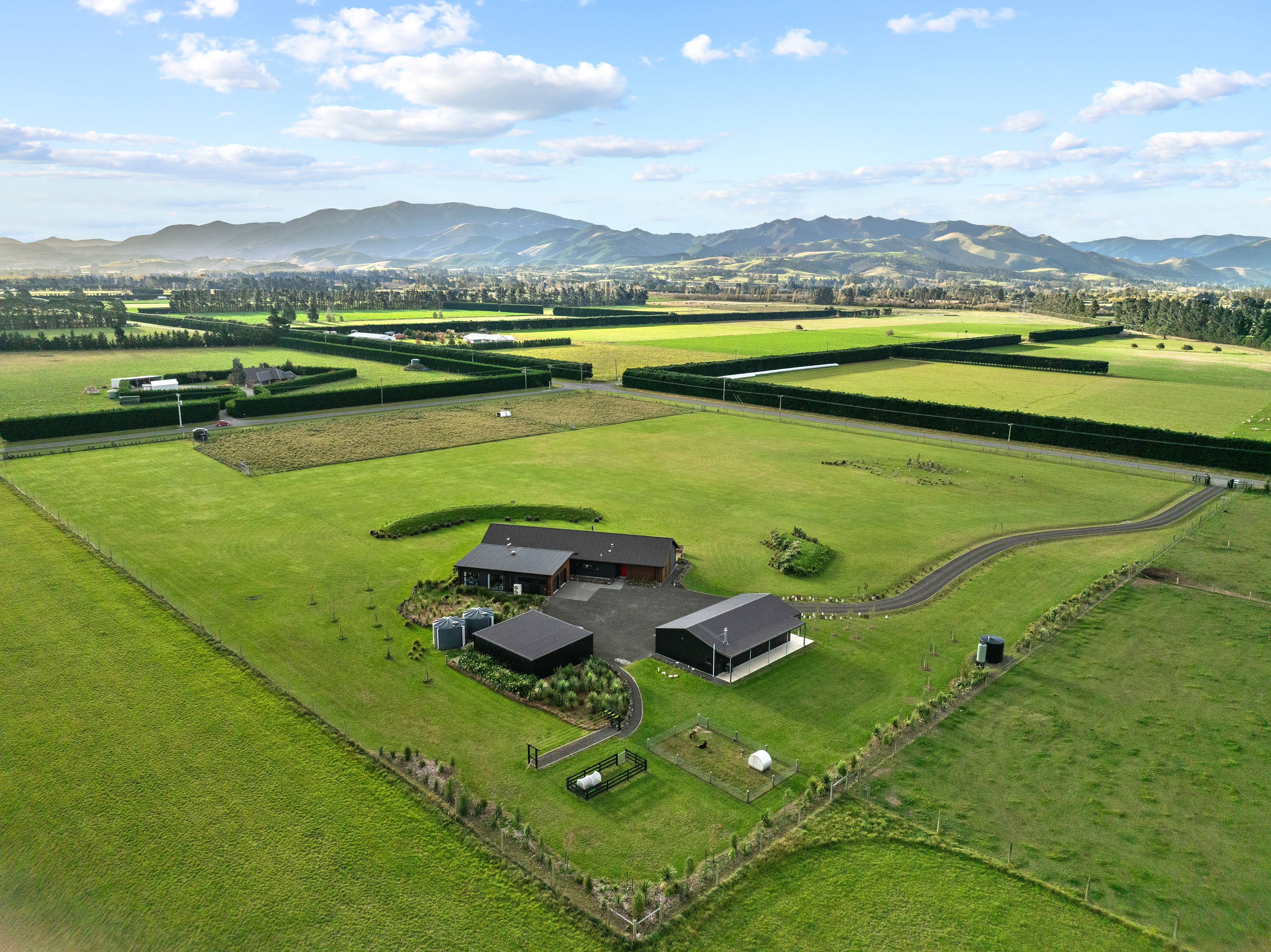  A Private Rural Estate of Presence - 物件實景