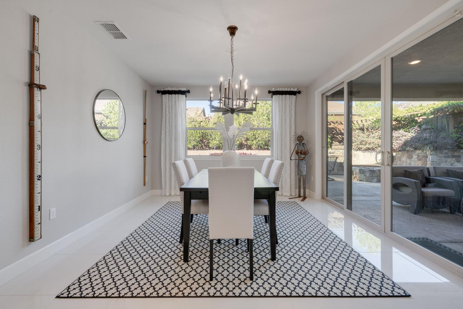 El Dorado Hills, California, 95762, United States, 3 Bedrooms Bedrooms, ,3 BathroomsBathrooms,Residential,For Sale,1987494