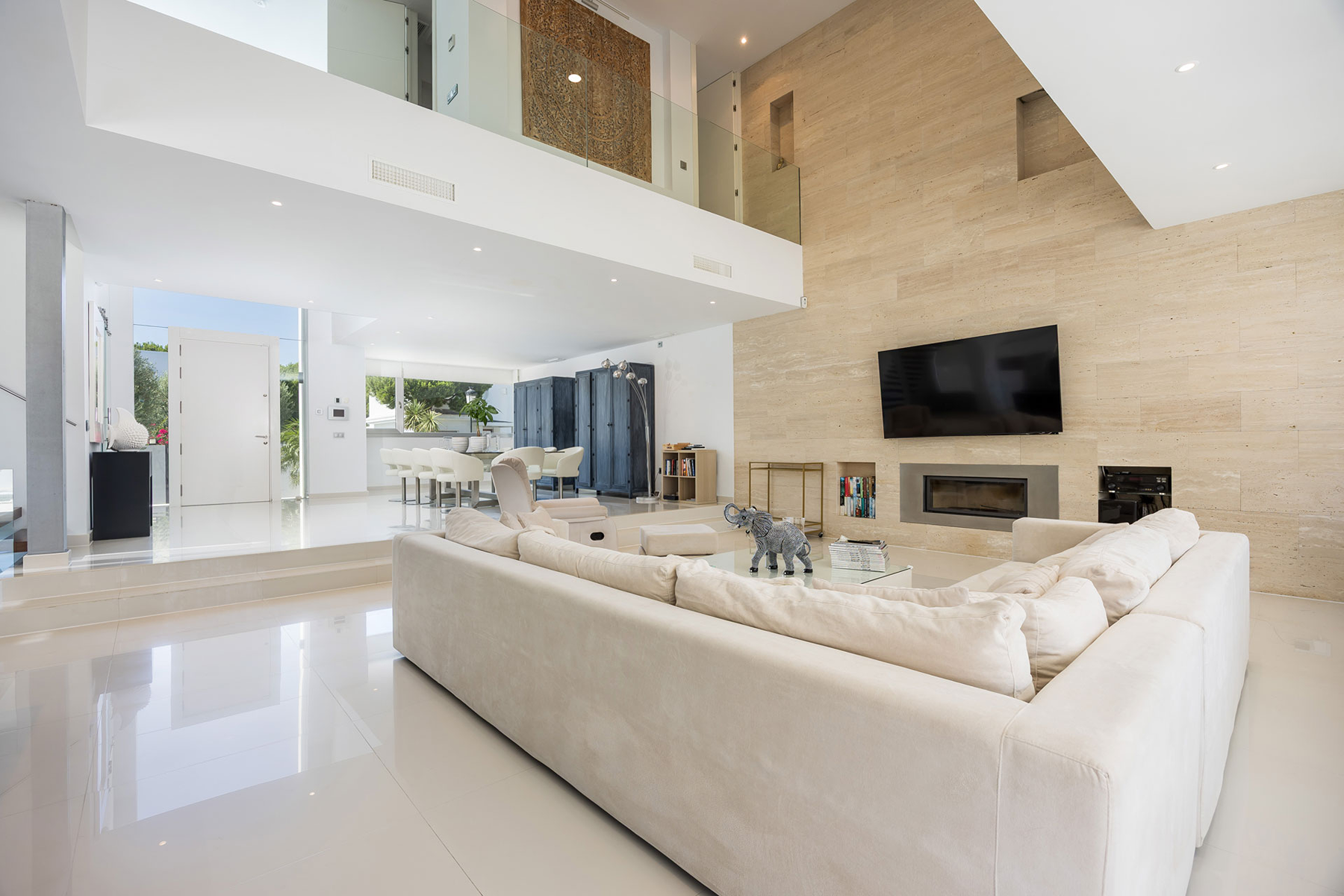  Contemporary villa in Novo Sancti Petri with garden and pool - 物件實景