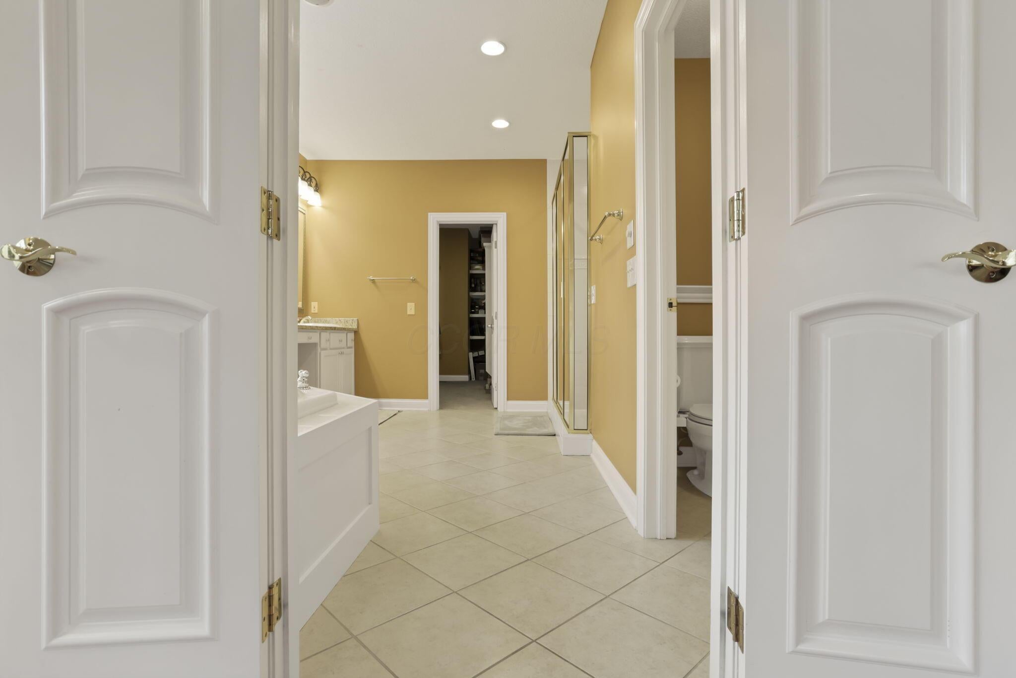 Delaware, Ohio, 43015, United States, 4 Bedrooms Bedrooms, ,4 BathroomsBathrooms,Residential,For Sale,1987027