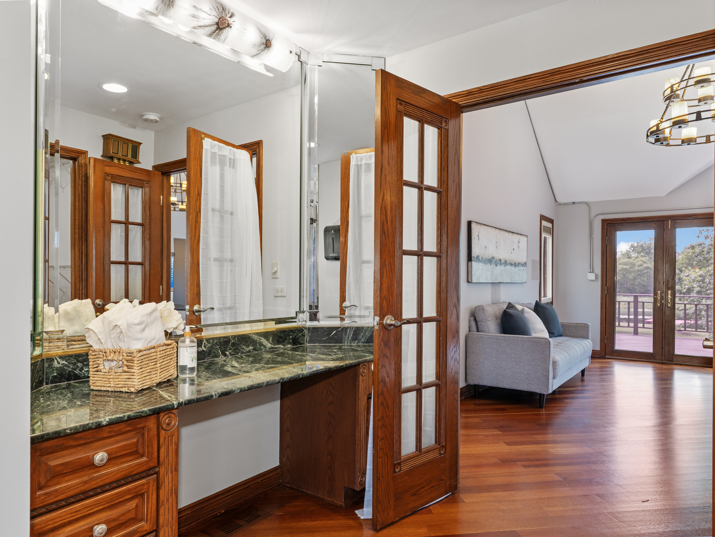 Frankfort, Illinois, 60423, United States, 8 Bedrooms Bedrooms, ,7 BathroomsBathrooms,Residential,For Sale,1911769