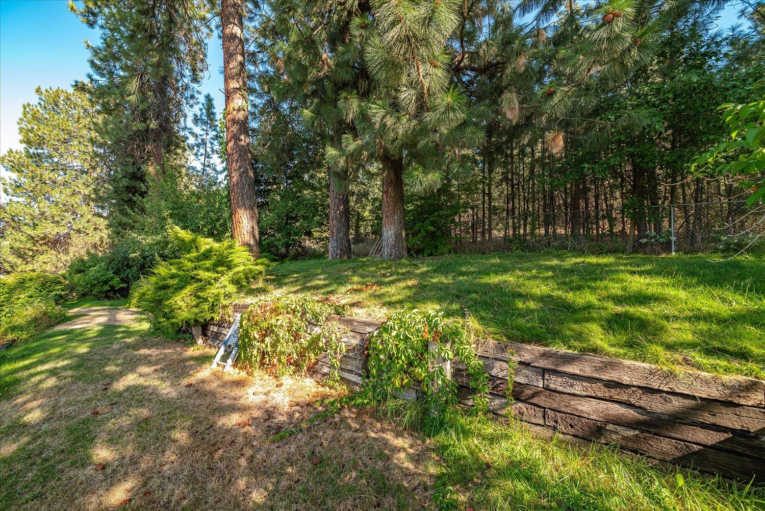 Spokane, Washington, 99208, United States, 5 Bedrooms Bedrooms, ,4 BathroomsBathrooms,Residential,For Sale,1979653