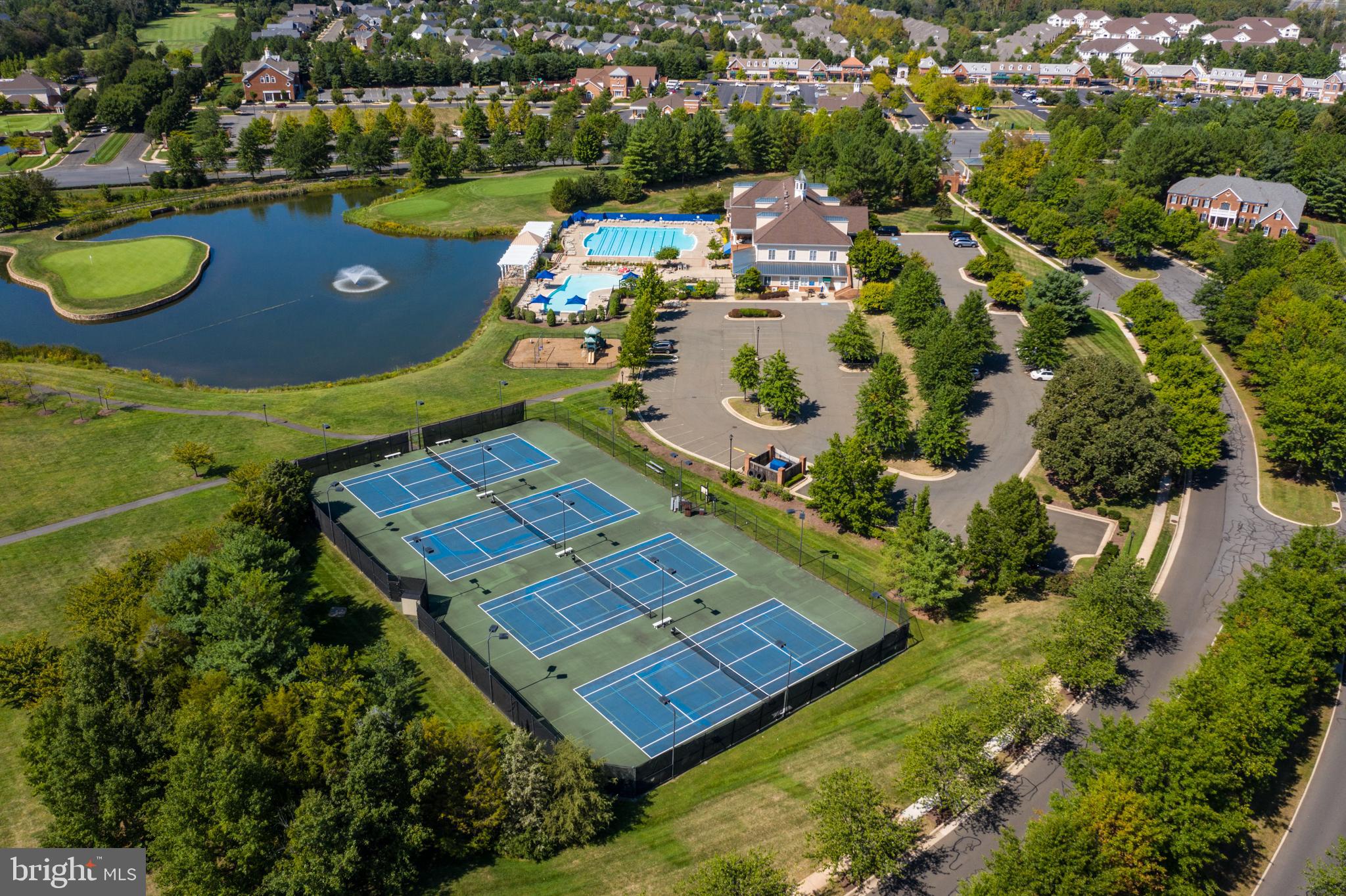 Haymarket, Virginia, 20169, United States, 4 Bedrooms Bedrooms, ,3 BathroomsBathrooms,Residential,For Sale,1902999
