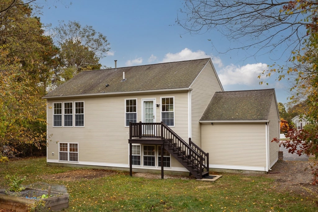 Plymouth, Massachusetts, 02360, United States, 3 Bedrooms Bedrooms, ,2 BathroomsBathrooms,Residential,For Sale,1982553