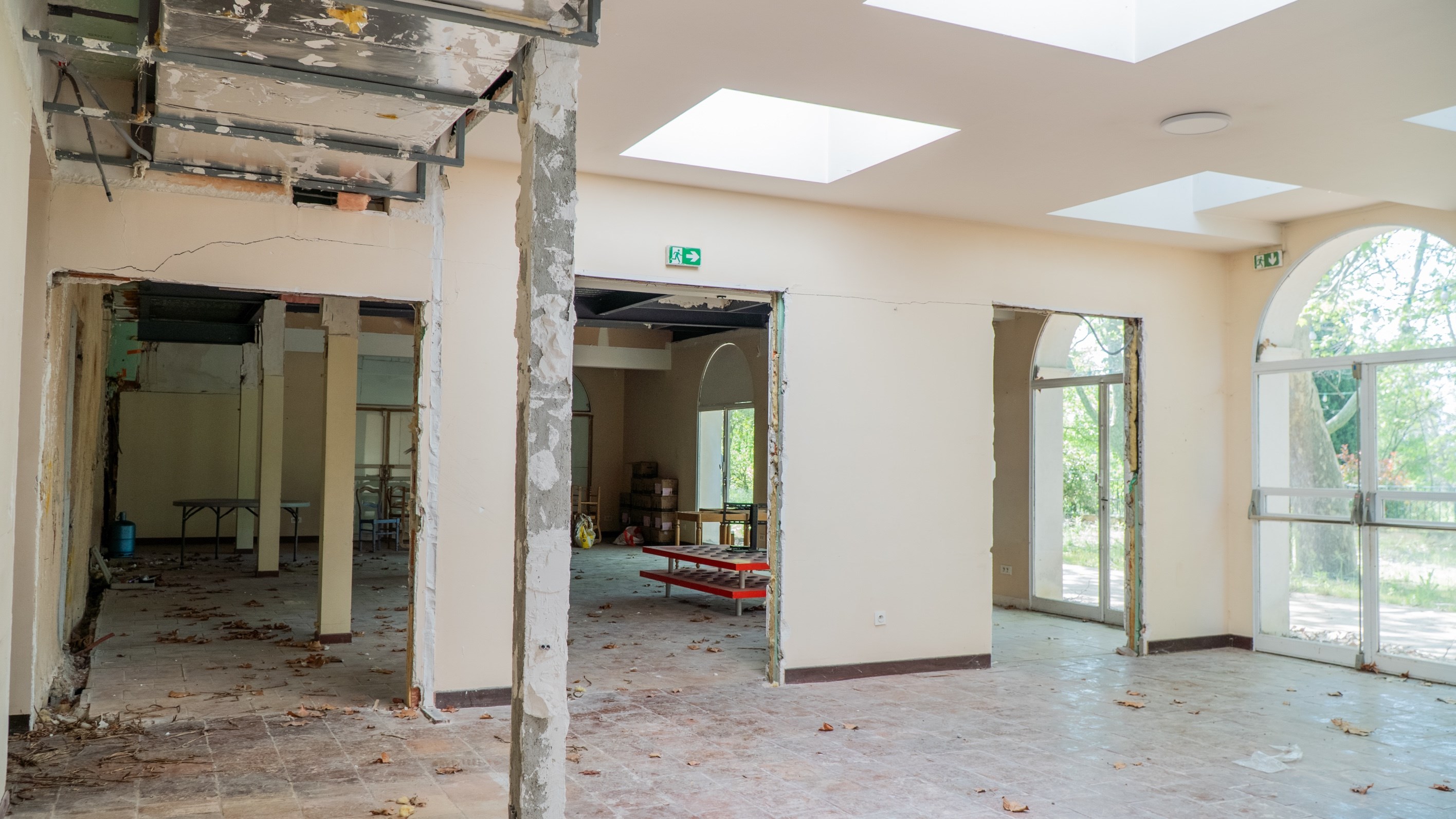  Multifunctional Property in the Heart of the Aix Countryside – Puyricard Area J… - 物件實景