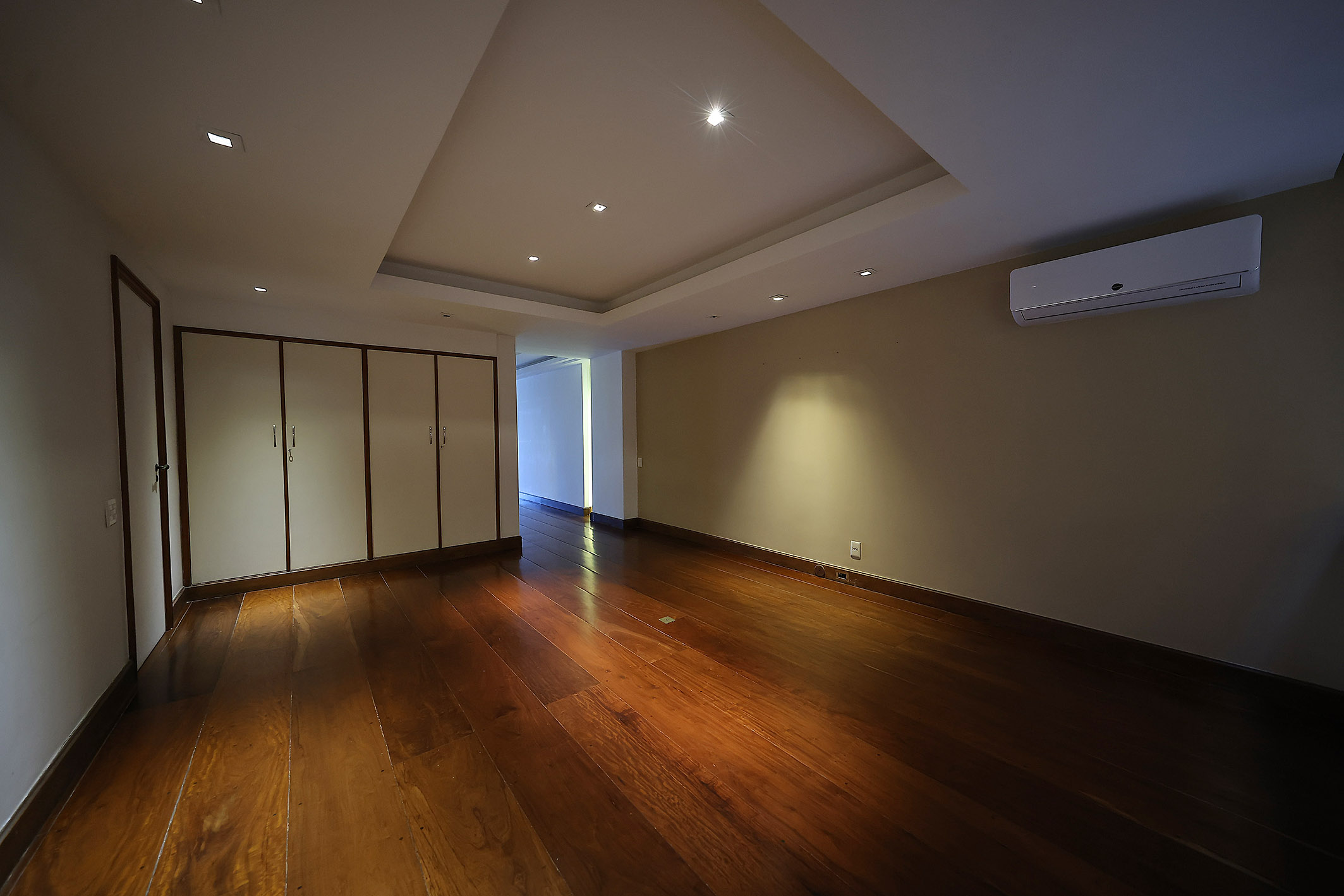  Apartment with direct ocean views in a building with amenities - 物件實景