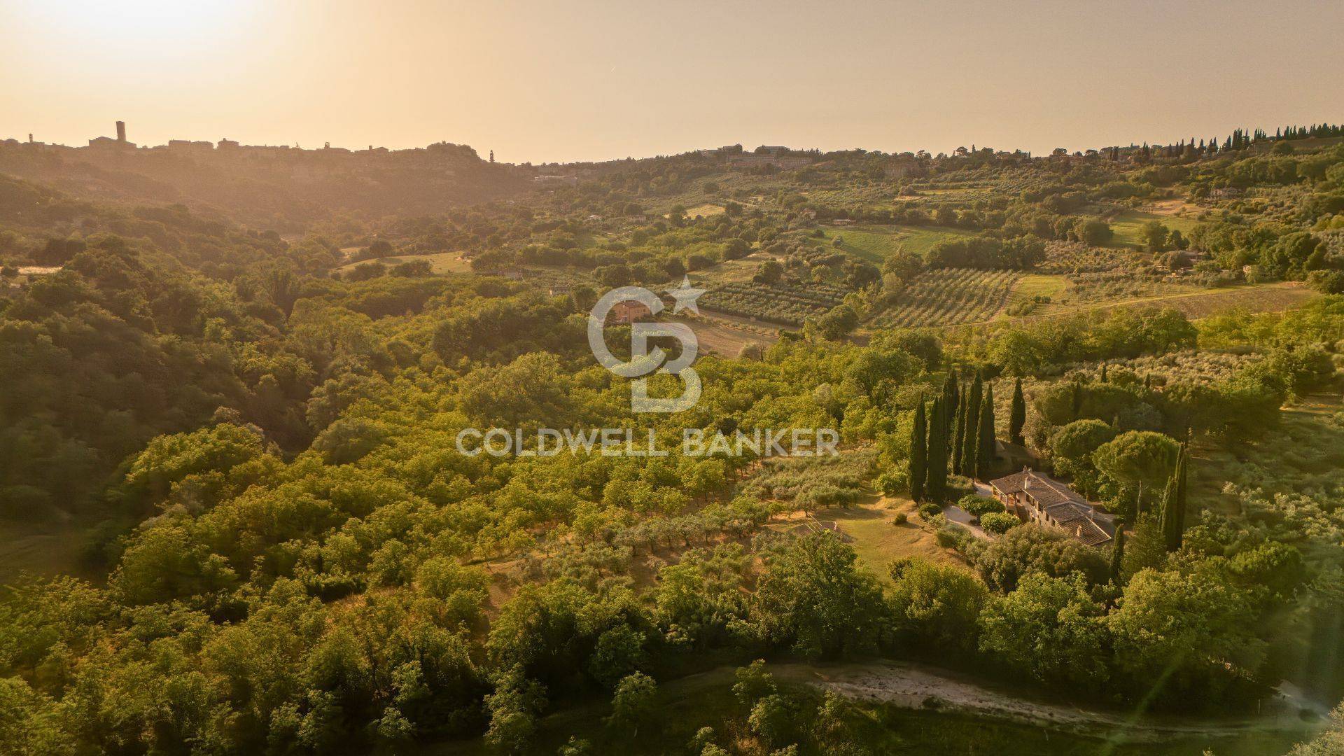 Perugia, Perugia, 06100, IT, 6 Bedrooms Bedrooms, ,3 BathroomsBathrooms,Residential,For Sale,1883691
