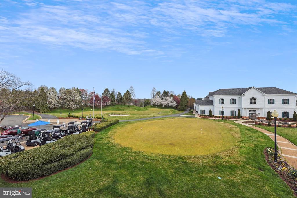 Gainesville, Virginia, 20155, United States, 3 Bedrooms Bedrooms, ,4 BathroomsBathrooms,Residential,For Sale,1896801