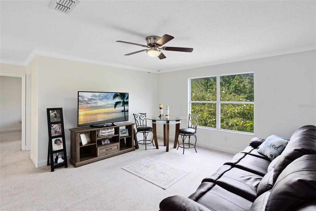 Orlando, Florida, 32820, United States, 6 Bedrooms Bedrooms, ,4 BathroomsBathrooms,Residential,For Sale,1896813
