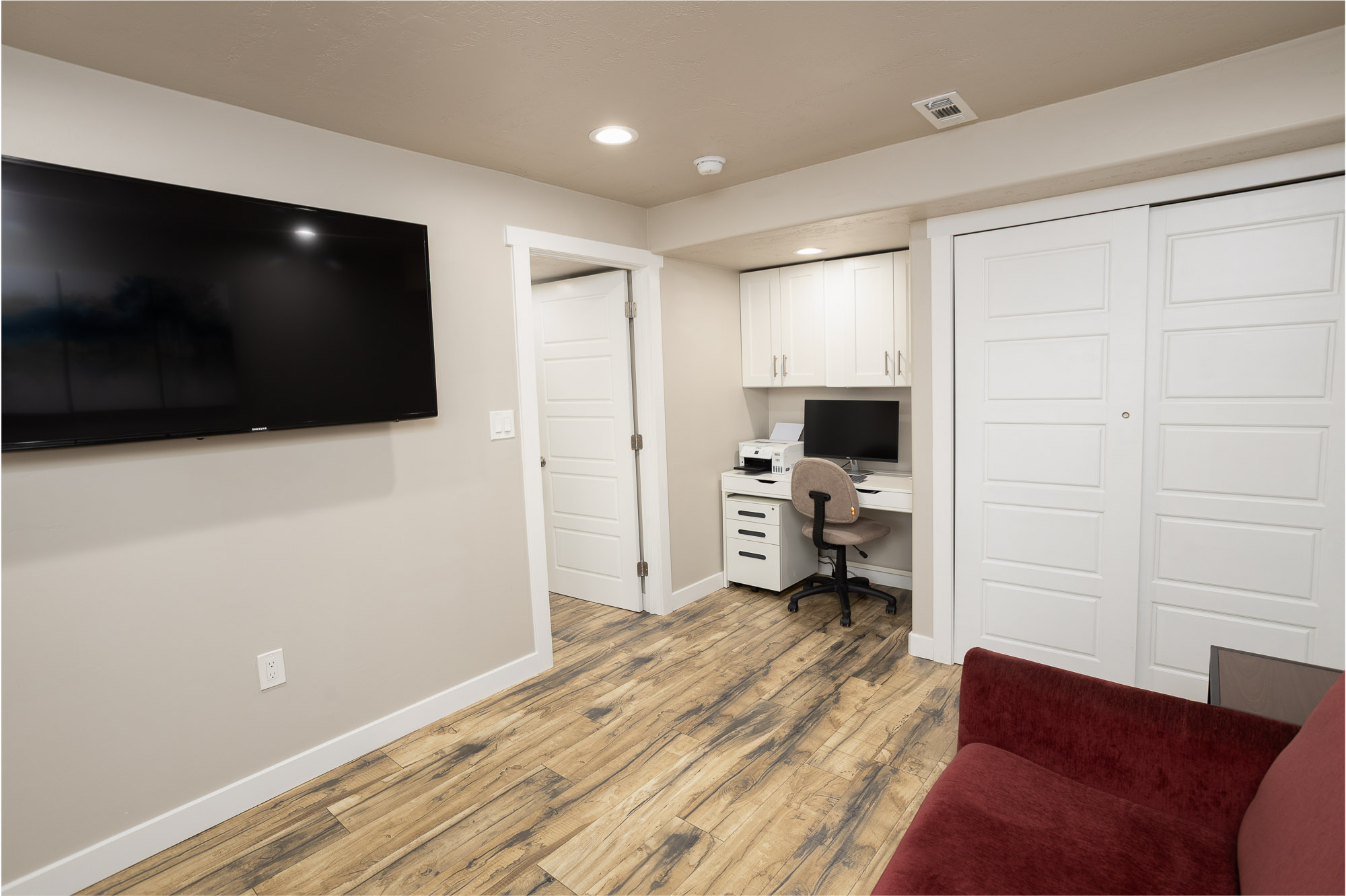 Provo, Utah, 84601, United States, 4 Bedrooms Bedrooms, ,3 BathroomsBathrooms,Residential,For Sale,1978881