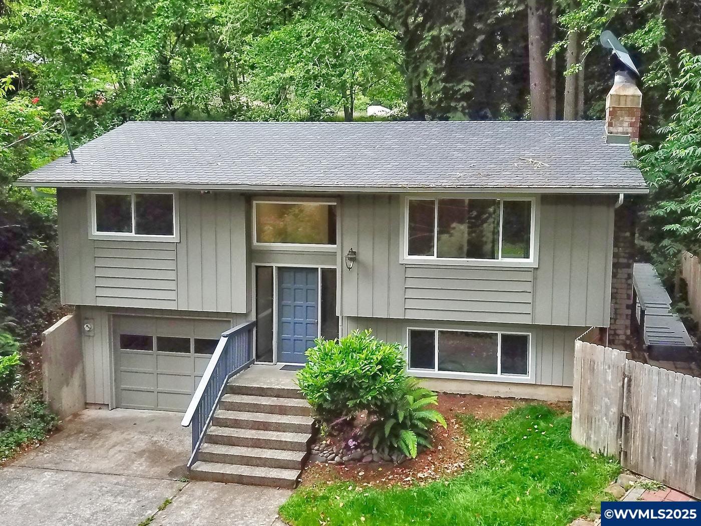 Lincoln City, Oregon, 97367, United States, ,2 BathroomsBathrooms,Residential,For Sale,1878367