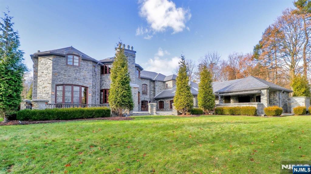 64 Stony Ridge Road, Saddle River, New Jersey, 07458, United States, 5 Bedrooms Bedrooms, ,8 BathroomsBathrooms,Residential,For Sale,64 Stony Ridge Road,1172438