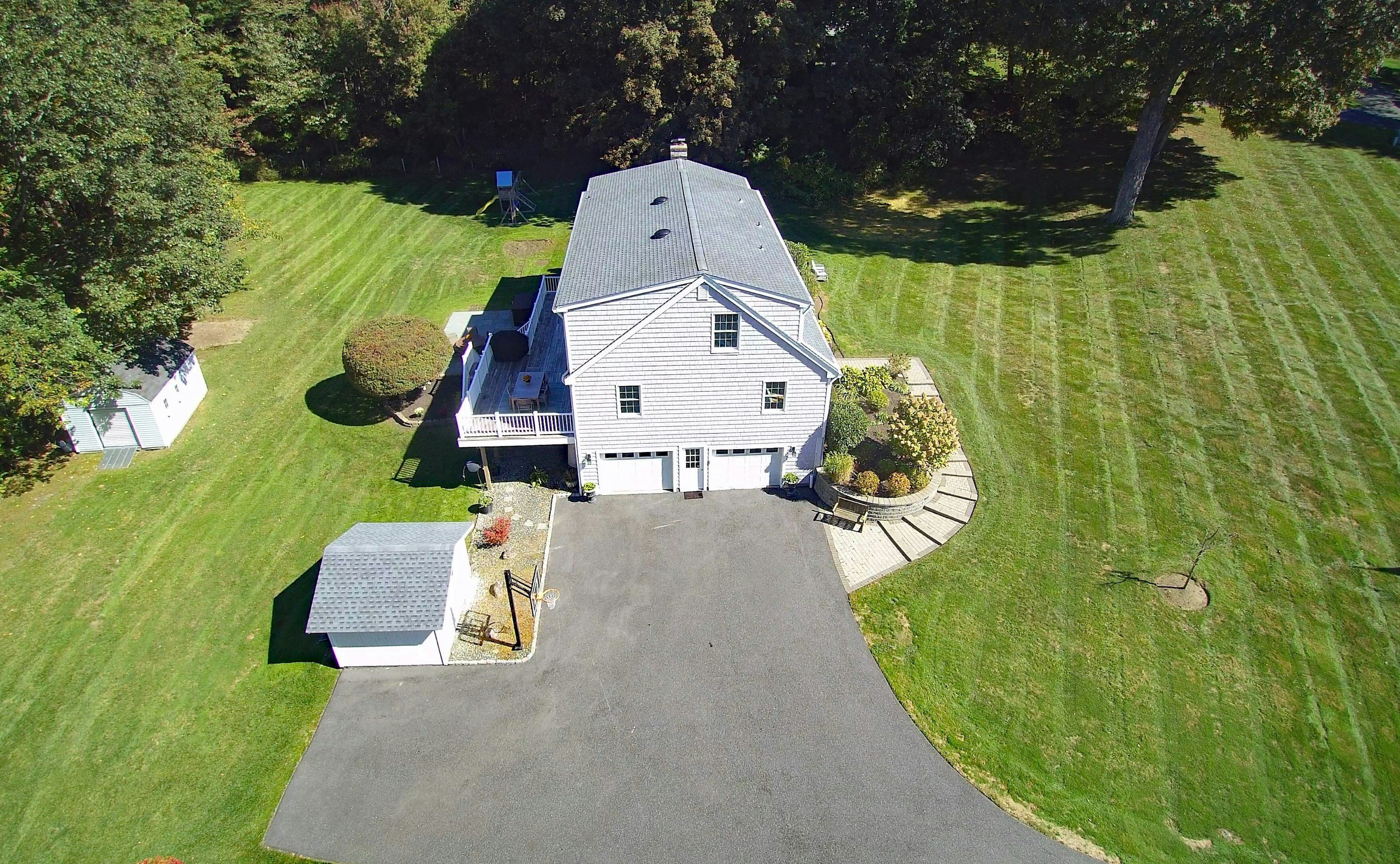  Exceptional Colonial In Westmoreland Neighborhood - 物件實景