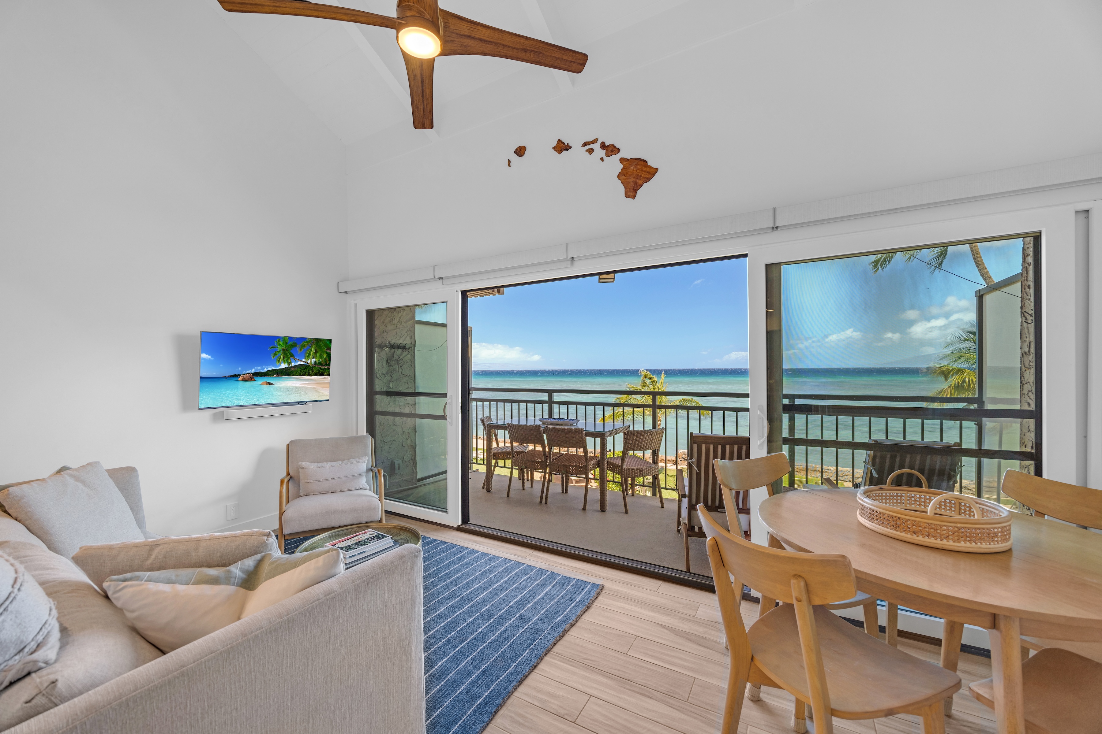  Direct oceanfront, beautiful remodeled 2 bedroom, lanai dining, furnished - 物件實景