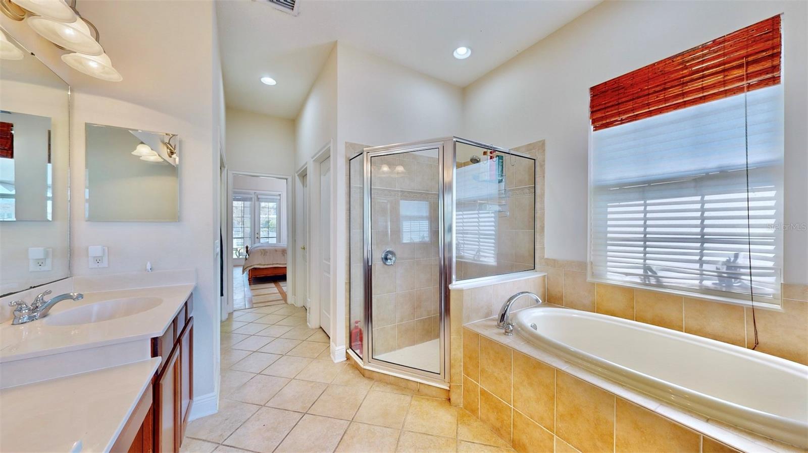 Apollo Beach, Florida, 33572, United States, 3 Bedrooms Bedrooms, ,2 BathroomsBathrooms,Residential,For Sale,2009250