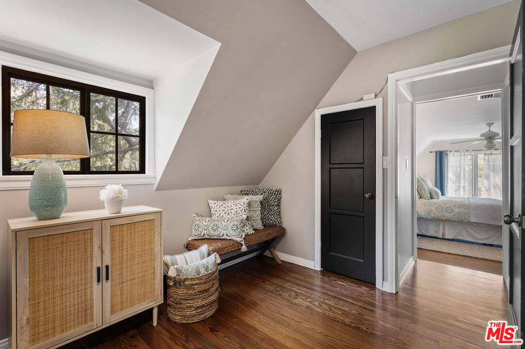 Altadena, California, 91001, United States, 4 Bedrooms Bedrooms, ,4 BathroomsBathrooms,Residential,For Sale,1992160