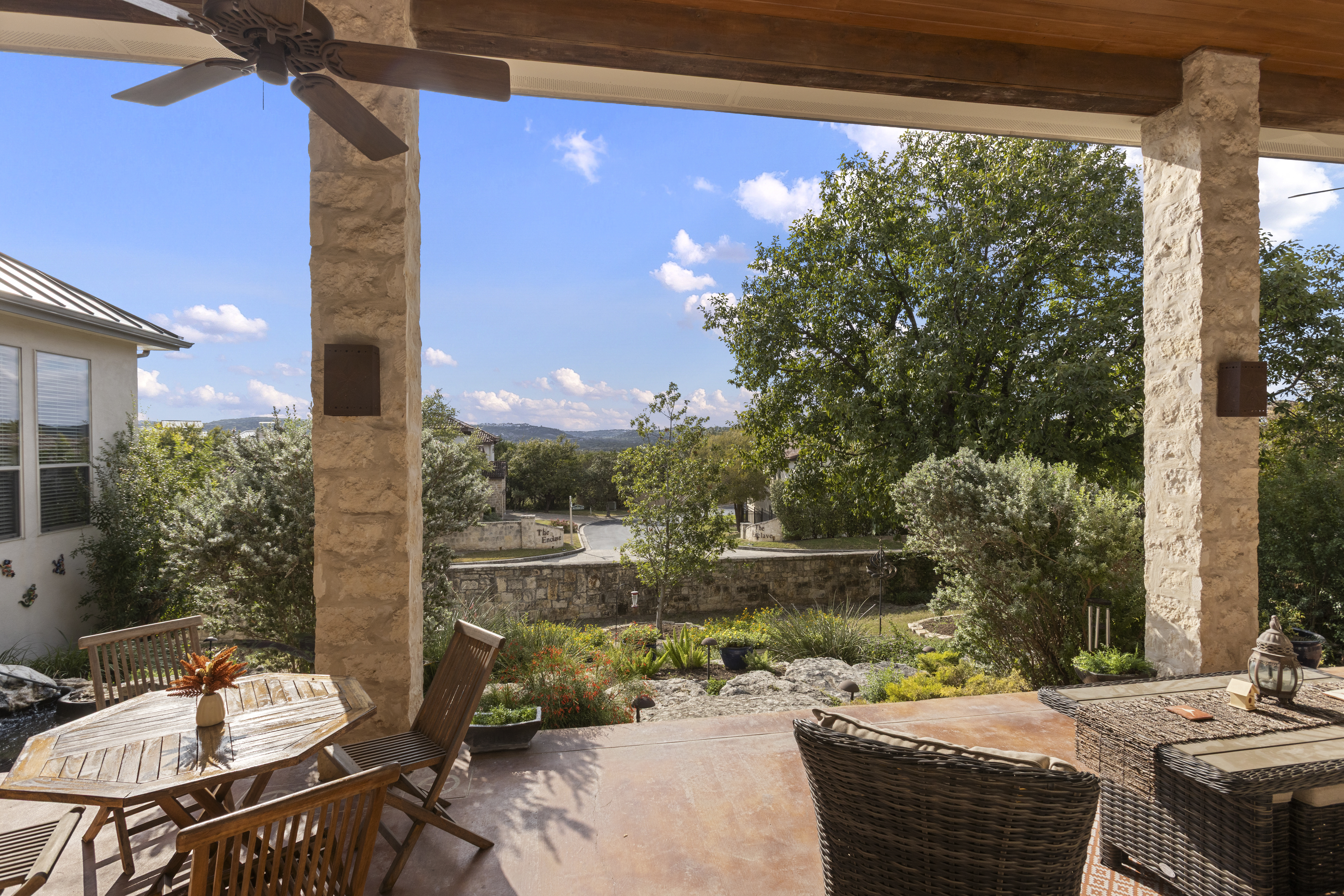 Hill Country Views in The Dominion - 物件實景