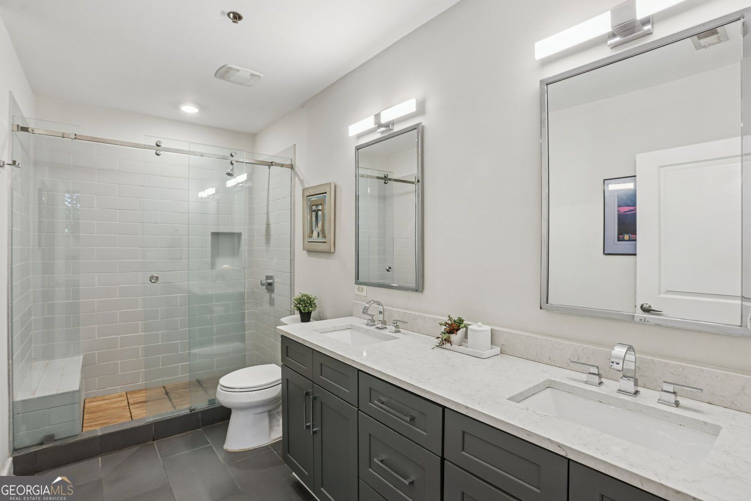 Atlanta, Georgia, 30309, United States, 2 Bedrooms Bedrooms, ,2 BathroomsBathrooms,Residential,For Sale,1964227