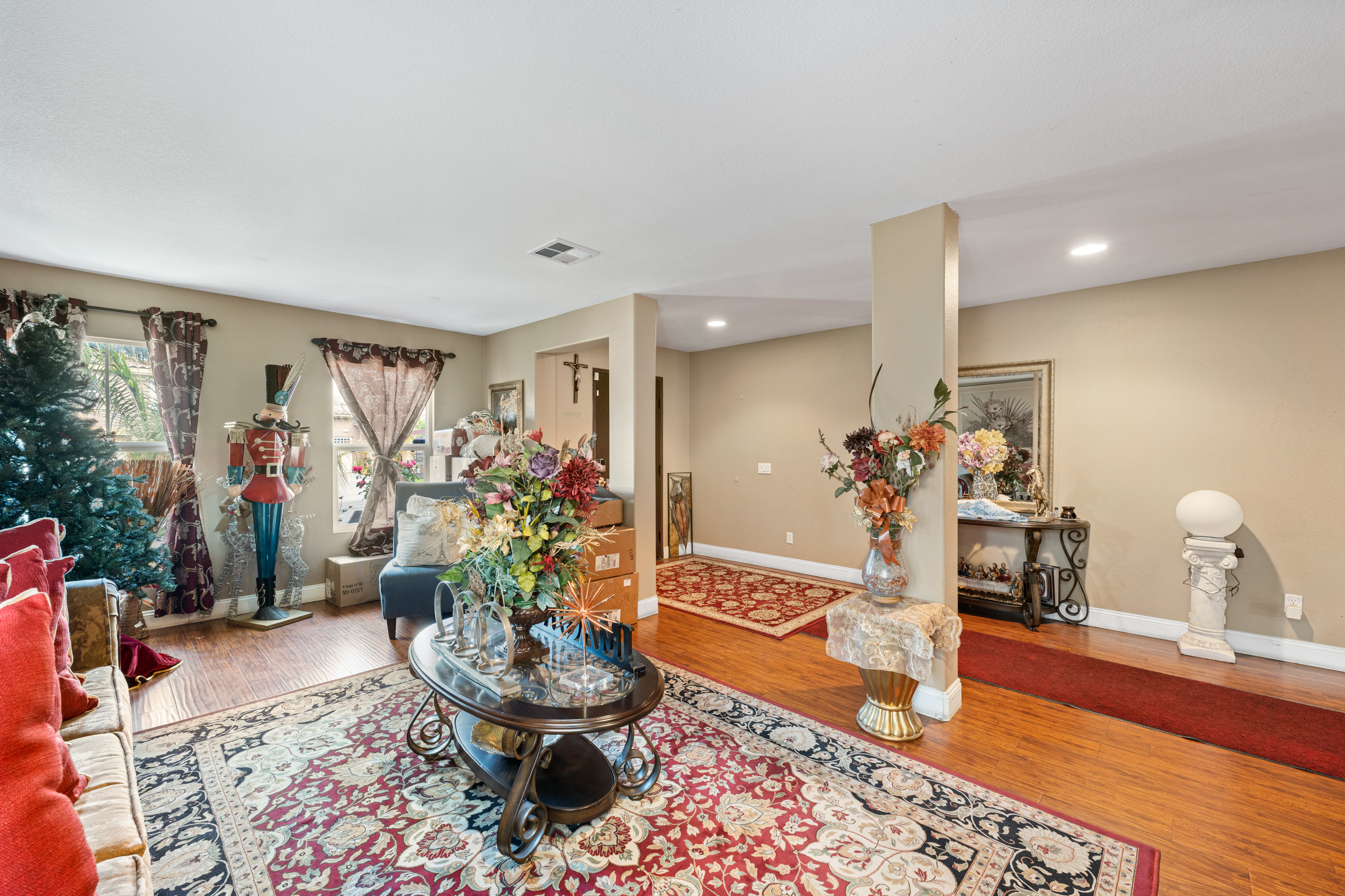 Moreno Valley, California, 92551, United States, 4 Bedrooms Bedrooms, ,3 BathroomsBathrooms,Residential,For Sale,1920483
