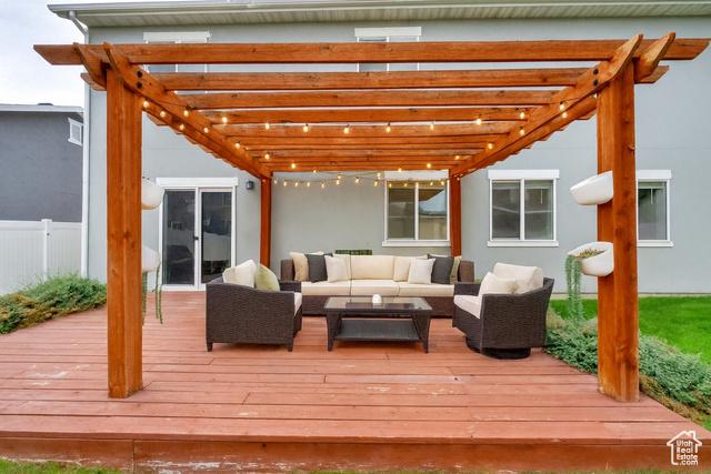 Syracuse, Utah, 84075, United States, 3 Bedrooms Bedrooms, ,3 BathroomsBathrooms,Residential,For Sale,1927816