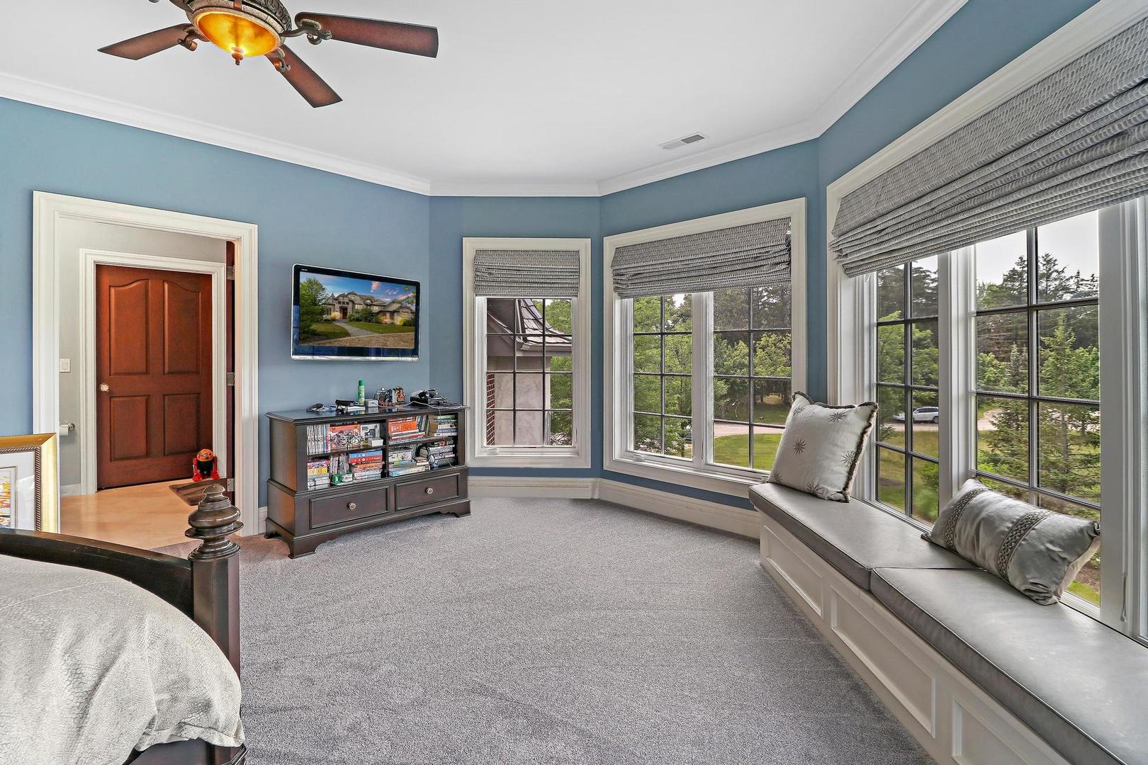 Barrington, Illinois, 60010, United States, 5 Bedrooms Bedrooms, ,9 BathroomsBathrooms,Residential,For Sale,1838006