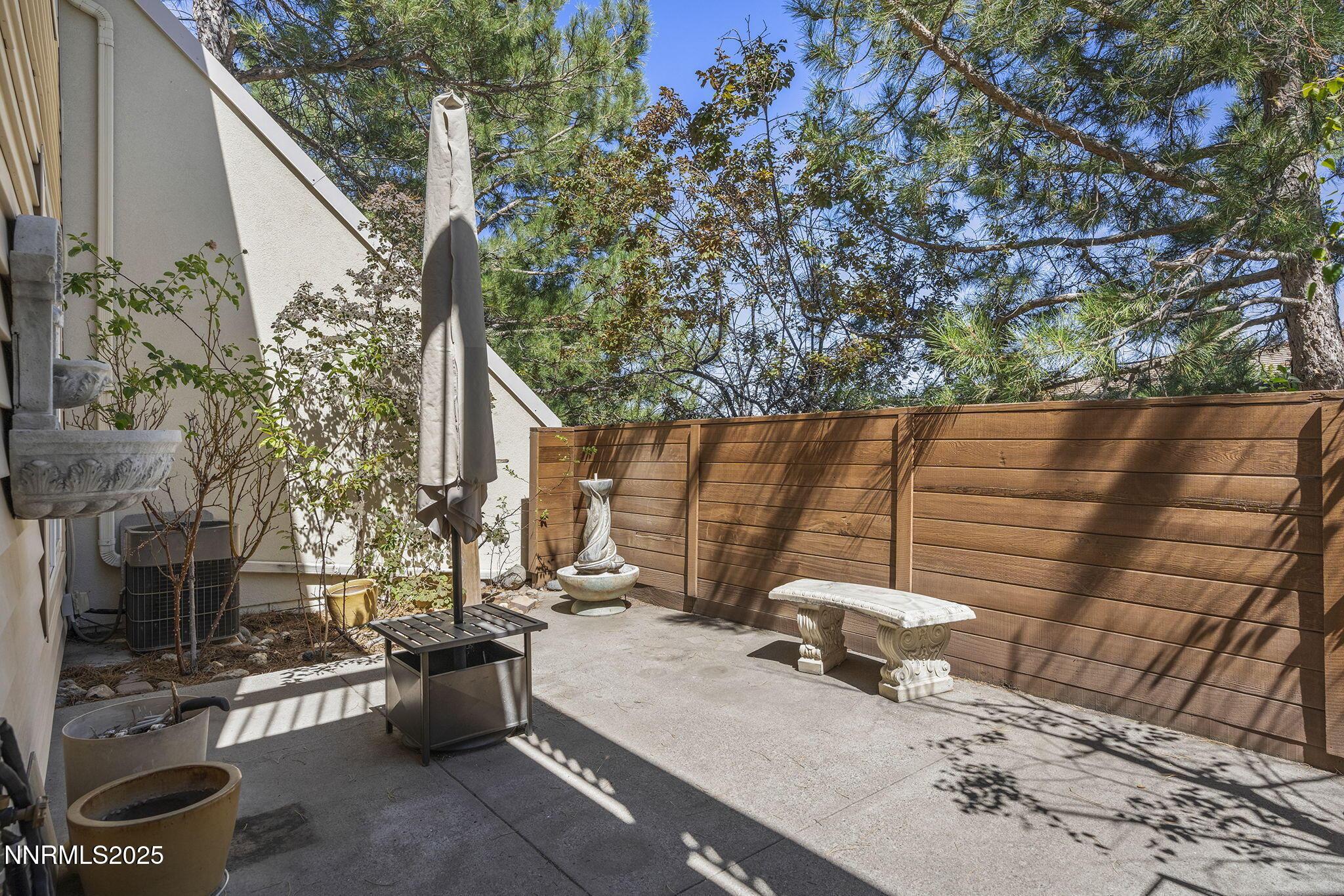 Reno, Nevada, 89509, United States, 2 Bedrooms Bedrooms, ,3 BathroomsBathrooms,Residential,For Sale,1912616