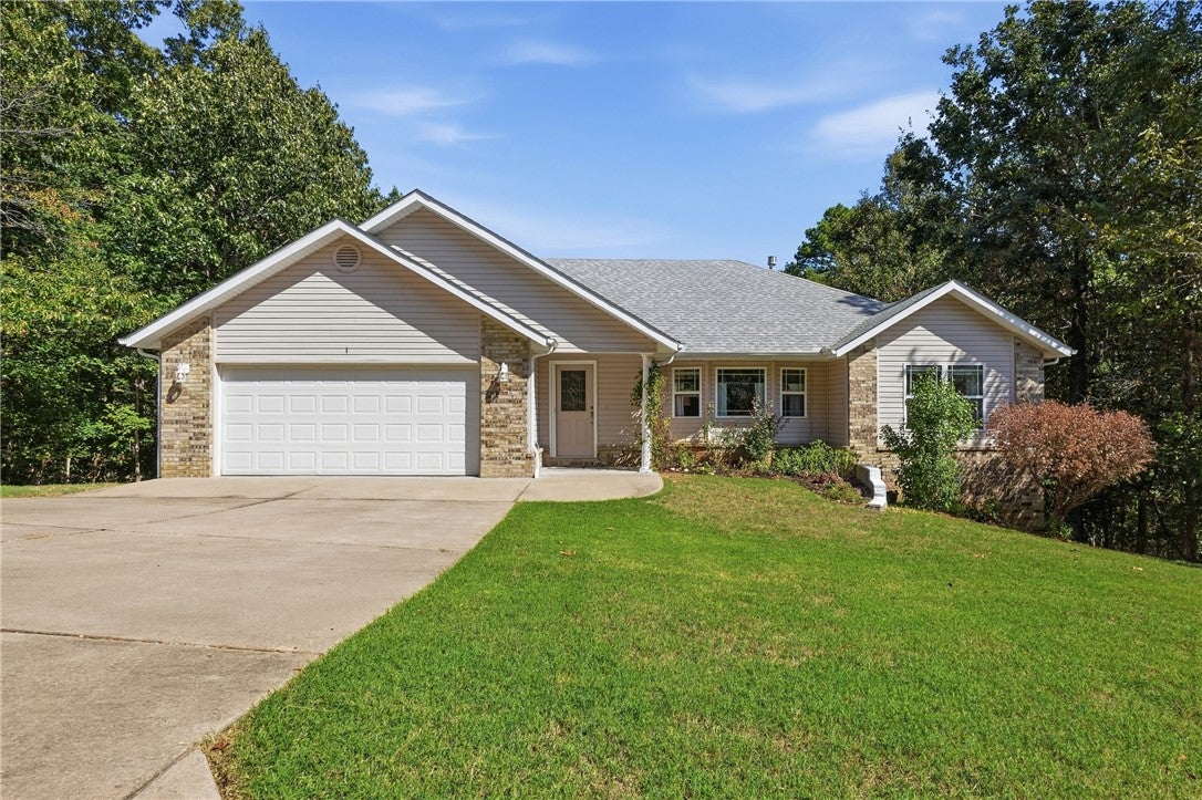 Bacton Ln, Bella Vista, AR 72714
