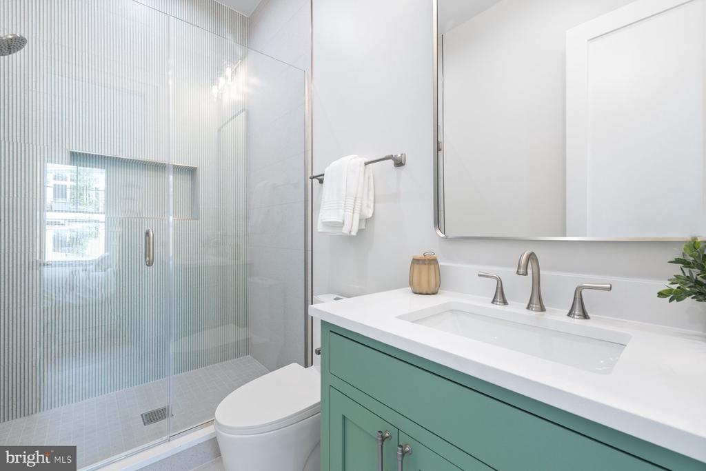 Chevy Chase, Maryland, 20815, United States, 6 Bedrooms Bedrooms, ,7 BathroomsBathrooms,Residential,For Sale,1976530