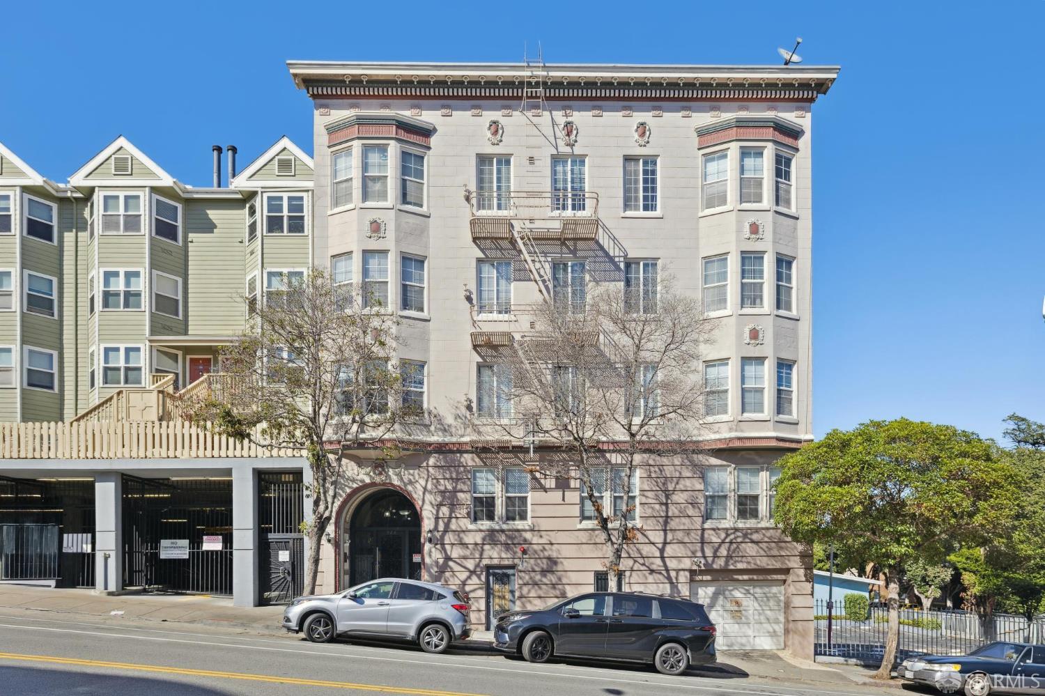 San Francisco, California, 94117, United States, 17 Bedrooms Bedrooms, ,Residential,For Sale,1994425