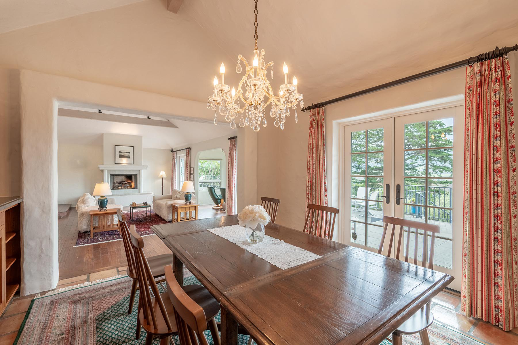  25987 Rio Vista Drive, Carmel - 物件實景