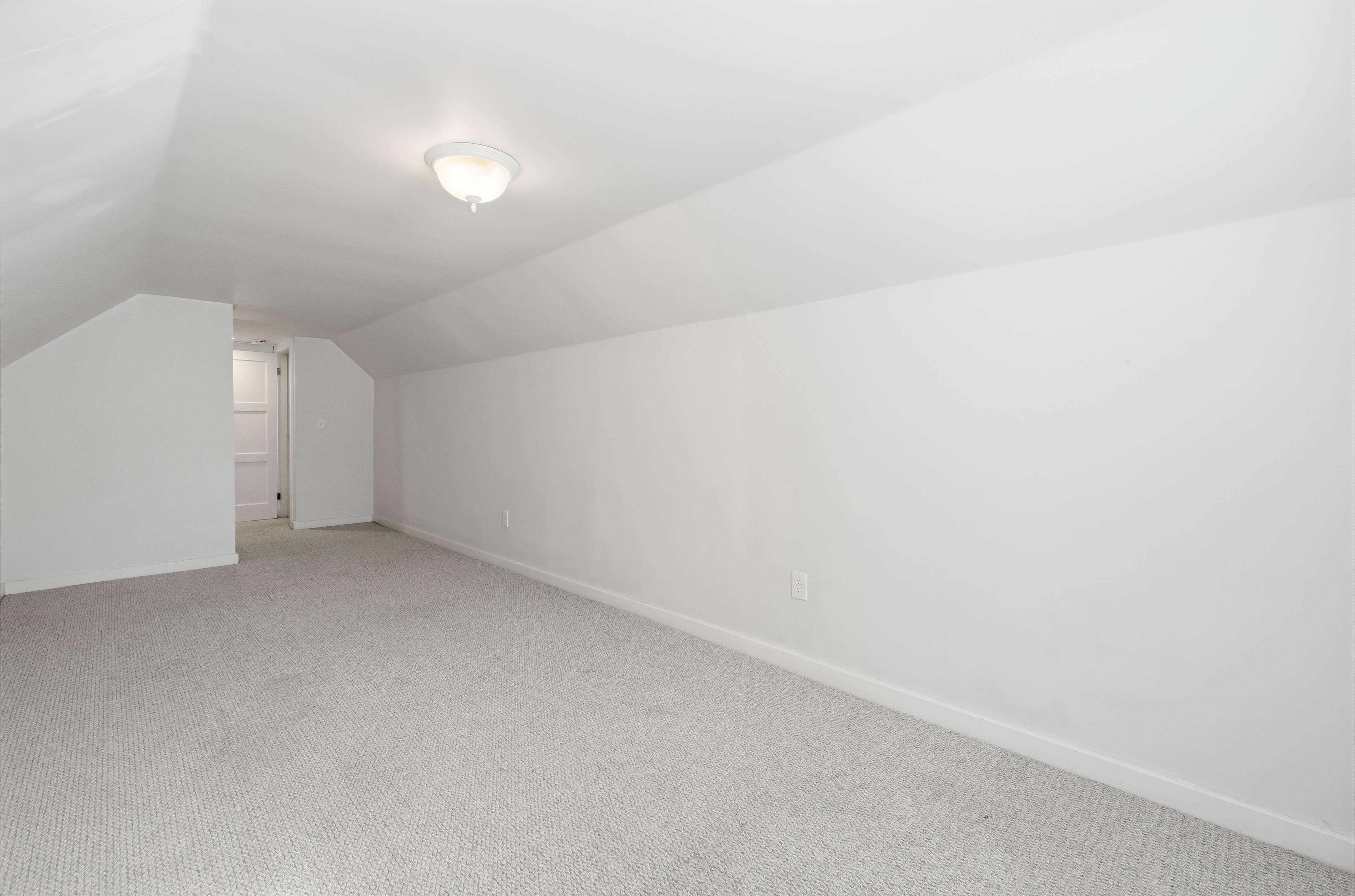  3523 Hycliffe Avenue, Louisville, KY 40207 - 物件實景