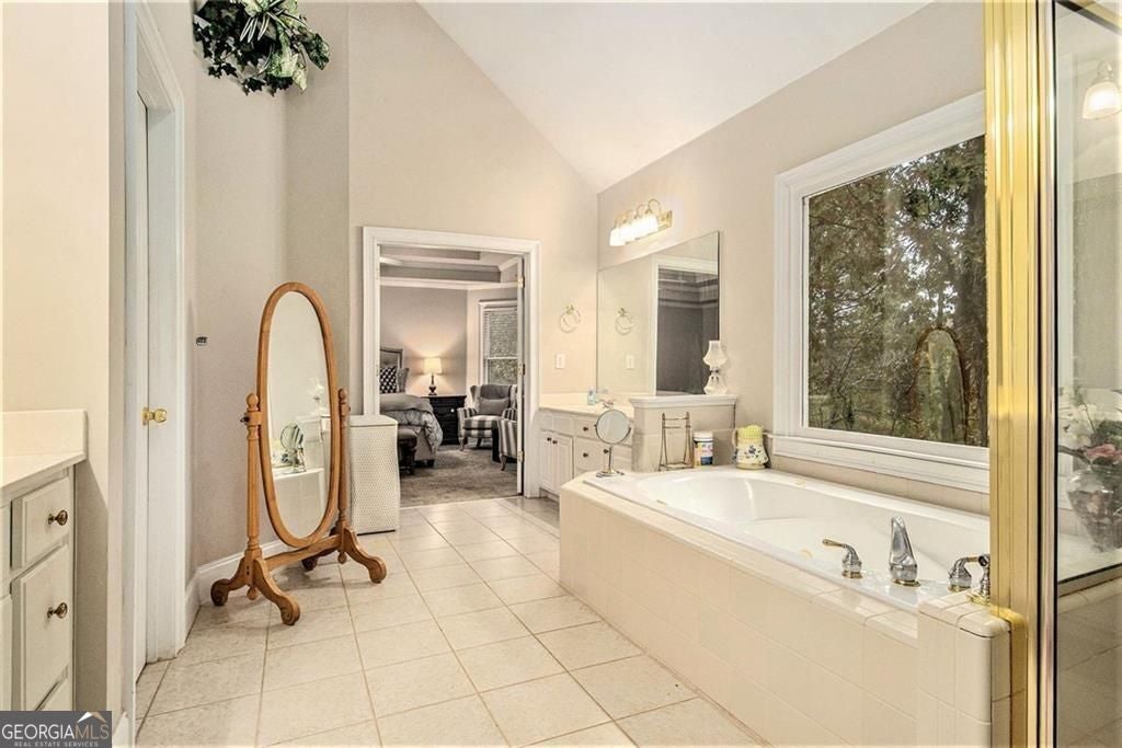 Buford, Georgia, 30519, United States, 4 Bedrooms Bedrooms, ,4 BathroomsBathrooms,Residential,For Sale,1985825